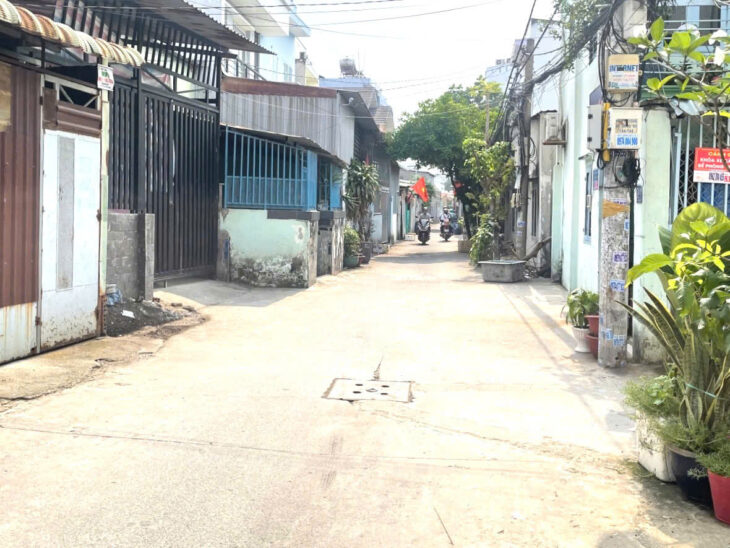 Bán Gấp Nhà, Hiệp Bình Phước. Thủ Đức, DTSD 102m2, Mới, ở ngay, chỉ 3.99ty.