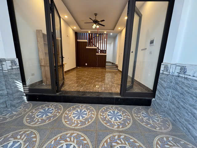 NGỌC THỤY NHÀ DÂN XÂY – 4 TẦNG KIÊN CỐ – Ô TÔ ĐỖ CỬA. 52 M2, 4 TẦNG, MẶT TIỀN 4M,8.55 TỶ, LONG