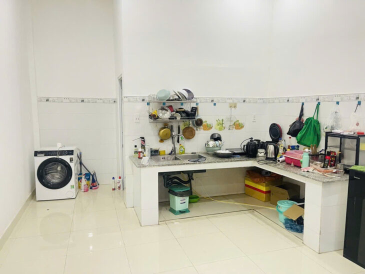 SOS, Gấp bán Nhà Linh Đông, THủ Đức, HXH, DT 101m2, kiên cố, ở Ngay. Chỉ 4ty hơn