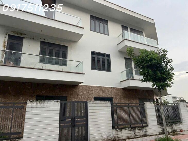 Cần bán căn biệt thự thô gốc 2 mặt tiền . Phường Bửu Long GĐ3, Biên Hòa, Đồng Nai.