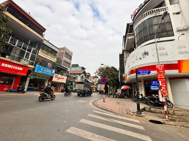 NHÀ ĐẸP Ô TÔ QUA PHỐ SÀI ĐỒNG- LONG BIÊN, 47M2, 5 TẦNG, MẶT TIỀN 11M, 9.6 TỶ.