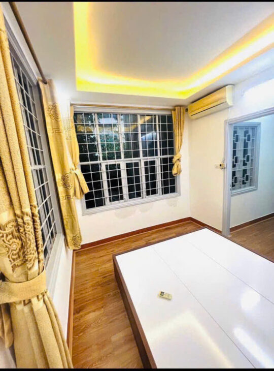 KIM MÃ- BA ĐÌNH / 5 TẦNG- GẦN PHỐ – MẶT TIỀN RỘNG 5.5M- DÂN XÂY BTCT CHẮC CHẮN – 4X TỶ