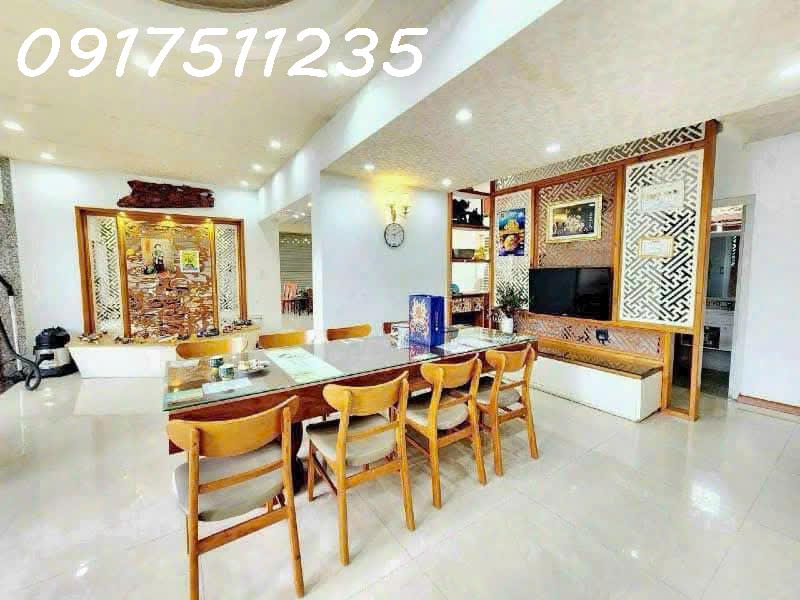 Căn nhà vườn view sông Bửu Long, Biên Hòa, Diện tích 1200M2, Sổ riêng full thổ cư, Mặt tiền đường