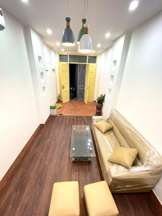 BÁN NHÀ HÀO NAM – 4 TẦNG ĐẸP LUNG LINH – GẦN GA CÁT LINH – GIÁ 6.5 TỶ! – 28m