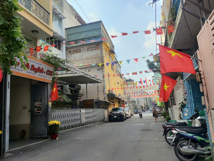 NHÀ PHẠM VĂN CHÍ QUẬN 6 2 TẦNG 4.6x17M CHỈ 8.x TỶ