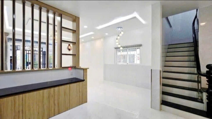 NHÀ PHẠM VĂN CHÍ QUẬN 6 2 TẦNG 4.6x17M CHỈ 8.x TỶ