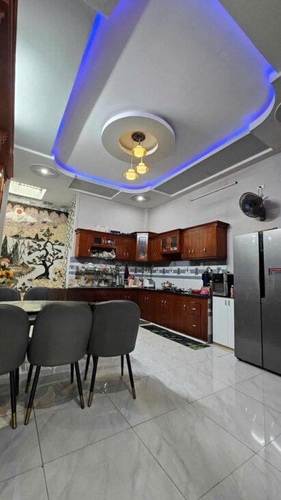 BÁN NHÀ HẺM HUỲNH THỊ HAI 4 TẦNG 4,2M *21M GIÁ 5.1 TỶ