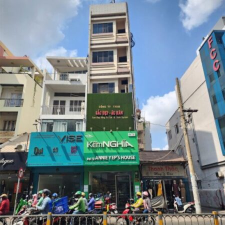 Nhà MT 5 tầng đường thương hiệu Hai Bà Trưng Quận 3 kế chợ Tân Định