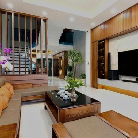 CẦN BÁN GẤP – NHÀ ĐẸP NGỌC THỤY – FULL ĐỒ – CHỈ 5.8 TỶ