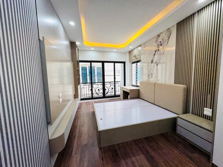 Tân Mai Nhà Mới Full Nội Thất 38m 5 Tầng 4 Ngủ Giá 7.35 Tỷ Sổ Riêng