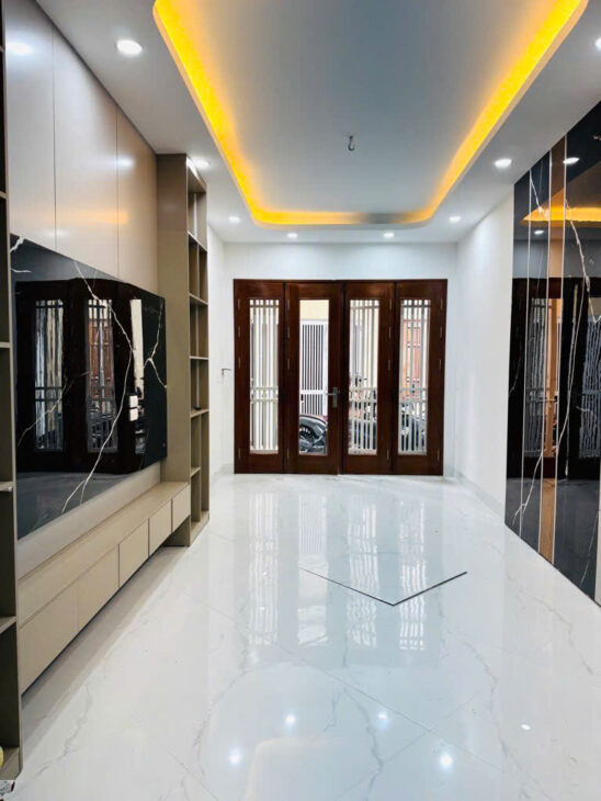 Tân Mai Nhà Mới Full Nội Thất 38m 5 Tầng 4 Ngủ Giá 7.35 Tỷ Sổ Riêng