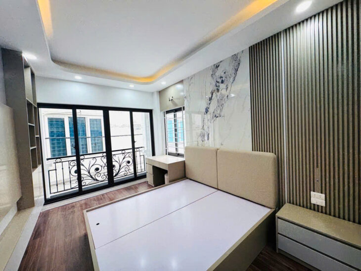 Tân Mai Nhà Mới Full Nội Thất 38m 5 Tầng 4 Ngủ Giá 7.35 Tỷ Sổ Riêng