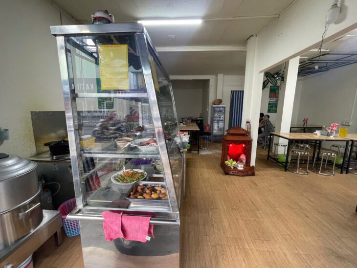 Quận Tân Phú ! SANG QUÁN CƠM GÓC 2 MT BAO ĐẸP , MB thuê 14 tr / tháng, Tel : 0938444774 (