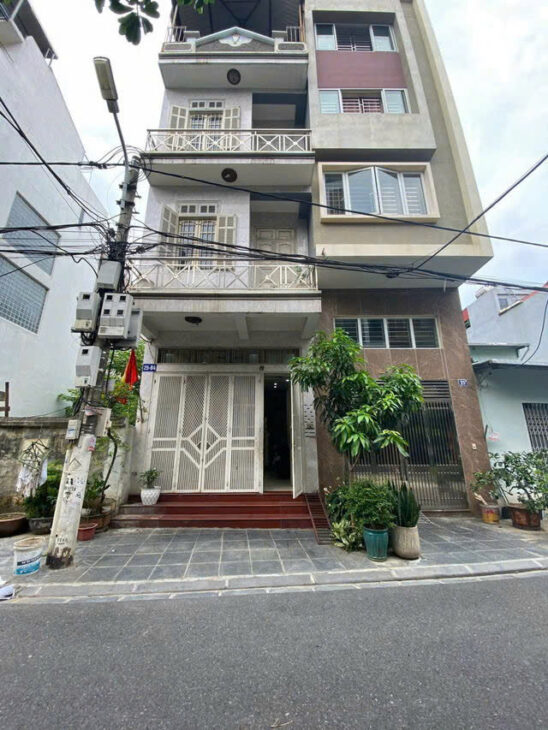 BÁN NHÀ MẶT PHỐ PHÚC ĐỒNG KHU PHÂN LÔ, KINH DOANH, Ô TÔ QUA, 37M2, 4 TẦNG, MẶT TIỀN 3.9M, 9.75