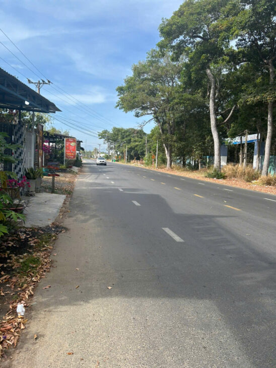 Bán đất ONT Đường Nguyễn Tri Phương – Tân Bình – TX LaGi giá ngộp