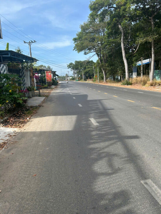 Bán đất ONT Đường Nguyễn Tri Phương – Tân Bình – TX LaGi giá ngộp