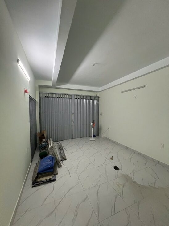 Cho thuê tầng trệt kinh doanh 4 x 10m vị trí ngay Đội Cung Bình Thới KẾ CHỢ