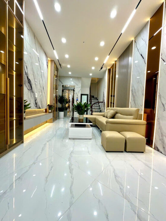 Bán Nhà Lĩnh Nam 36M 5 Tầng 4 Phòng Nhà Mới Thang Máy Giá 6.7 Tỷ Sổ Riêng