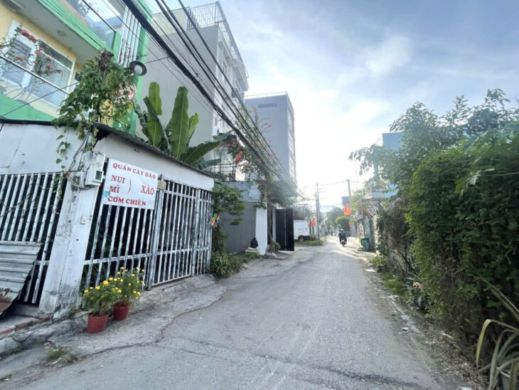 Ngang Khủng 9M, Gấp Bán, Lô Góc 2 Mặt Tiền, HXT, DT 118m2 ( 9 x 15 ) chỉ 4tỏi hơn.