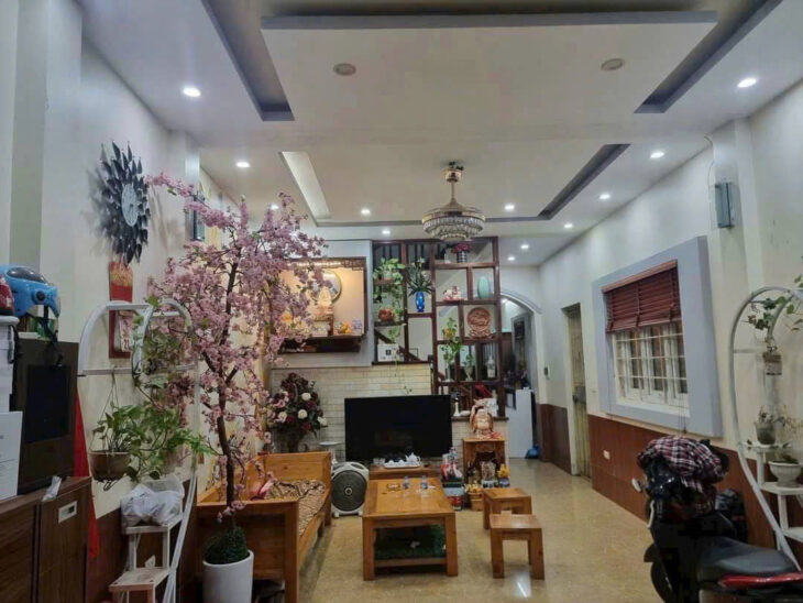 NHÀ ĐẸP DÂN XÂY PHỐ NGỌC THỤY- LONG BIÊN,Ô TÔ QUA 50M2,4 TẦNG, MẶT TIỀN 4M,7.86 TỶ.
