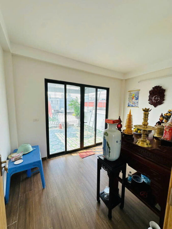 DÂN XÂY, 2 THOÁNG – CẠNH HỒ ĐIỀU HOÀ, Ô TÔ DỪNG ĐỖ NGÀY ĐÊM PHỐ VŨ XUÂN THIỀU- LONG BIÊN,40M2, 5