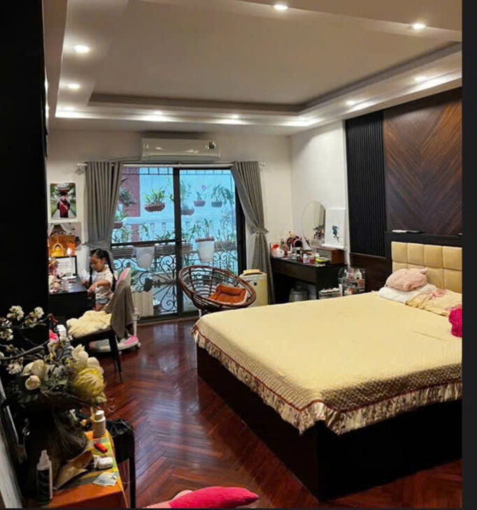 ????Nhà Phố Thái Hà. 52m2 x 6 Tầng. M/T 4.3. giá 22.5 Tỷ. Thang Máy. Ô Tô Quận Đống Đa????