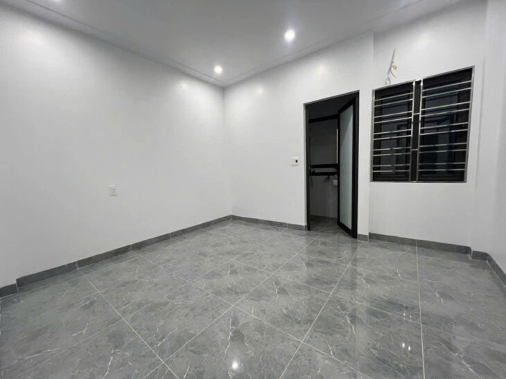 Bán nhà Vĩnh Cát – Vĩnh Niệm, 58m 3 tầng, sân cổng riêng, mới tinh, Giá 3.2 tỉ