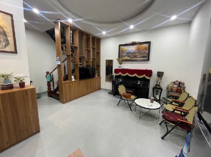 ĐẶNG VĂN NGỮ – TT ĐỐNG ĐA – DT 37M² X 5T – 7.85TỶ – MT 6M – Ô TÔ ĐỖ GẦN – FULL NỘI THẤT – RẺ NHẤT