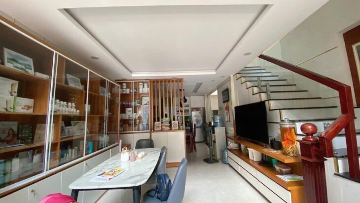 HẺM XE TẢI THÔNG – FULL NỘI THẤT – NGANG HIẾM 5M – P16 GÒ VẤP – 4 TẦNG – CHỈ NHỈN 8TỈ