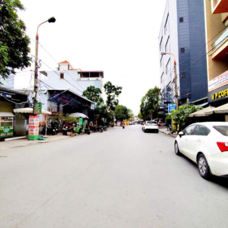 Bán nhà mặt đường 613 Thiên Lôi – Cafe 12h, 120m 3 tầng, vị trí đẹp Giá 18 tỉ