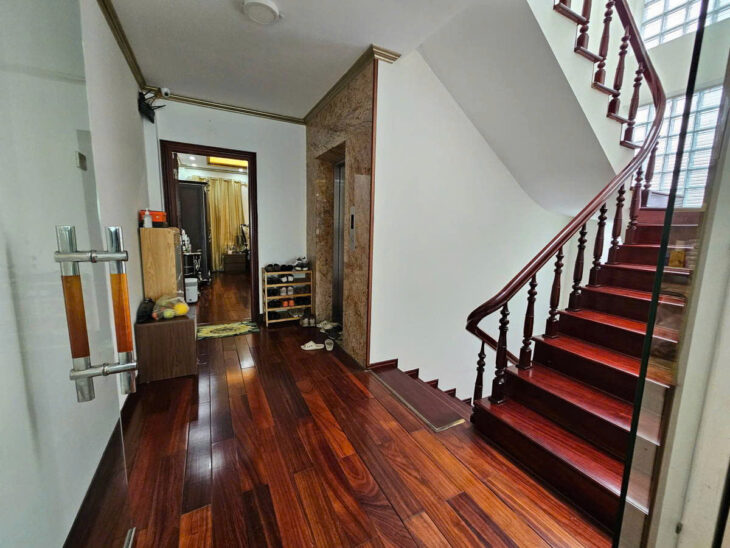 Bán CC mini tại vừa ở vừa cho thuê Tam Khương, Đống Đa,105m2,& Tầng , 12P DT 100 triệu/ tháng Giá