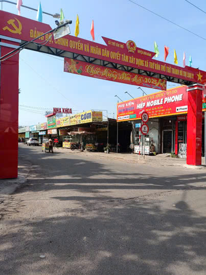 CHÍNH CHỦ CẦN VỐN KINH DOANH NÊN SANG TÊN LÔ ĐẤT TẠI BÀU