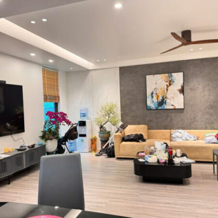 BÁN NHÀ KIM GIANG- HOÀNG MAI, 72 M2, 6 TẦNG, TM, MẶT TIỀN 7 M, GIÁ 16 TỶ.