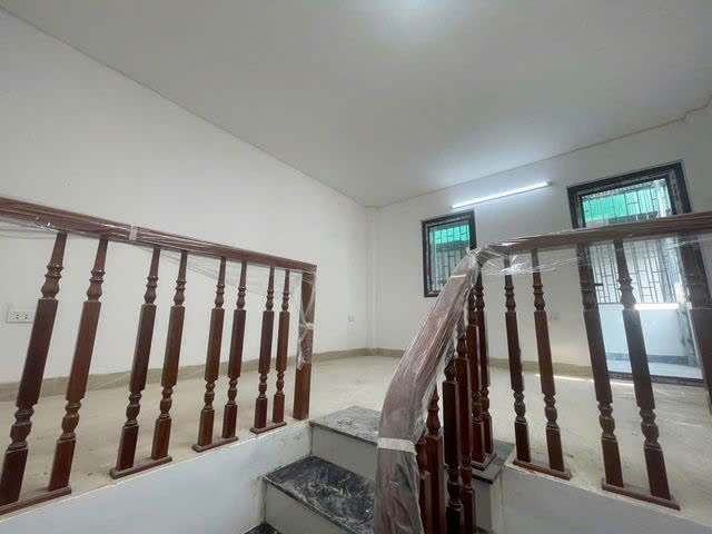 BÁN NHÀ RIÊNG PHỐ NGỌC THỤY- LONG BIÊN,30 M2, 5 TẦNG, MẶT TIỀN 4.3M,5.9 TỶ.