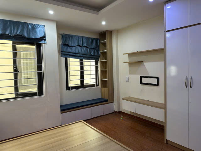 BÁN NHÀ RIÊNG PHỐ NGỌC THỤY- LONG BIÊN, 30 M2, 4 TẦNG,MẶT TIỀN 4.08M, 5 TỶ.