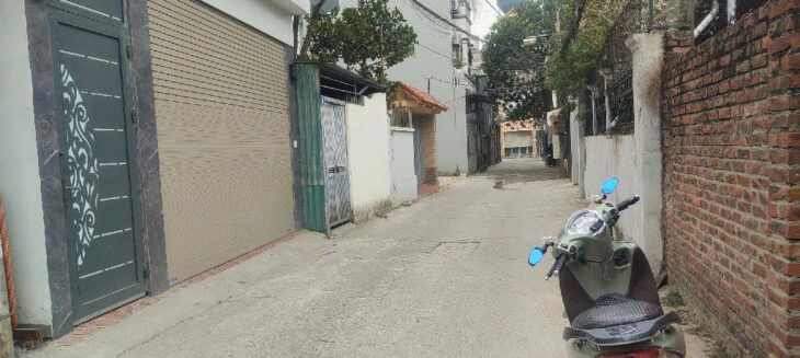 Ngọc Thụy, Bán Đất 46m2 – Mặt Tiền 4m, Oto Vào Tận Nơi, Chỉ 3 Tỷ 75 – “Đất Vàng Trong Tay, Chốt Hôm