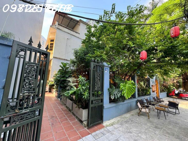 BÁN ĐẤT MẶT PHỐ QUẢNG KHÁNH – VIEW HỒ TÂY – 100M² • Diện tích: 100m² (10x10m) • Vị trí: Mặt phố