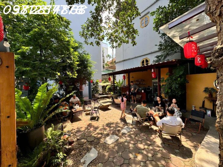 BÁN ĐẤT MẶT PHỐ QUẢNG KHÁNH – VIEW HỒ TÂY – 100M² • Diện tích: 100m² (10x10m) • Vị trí: Mặt phố