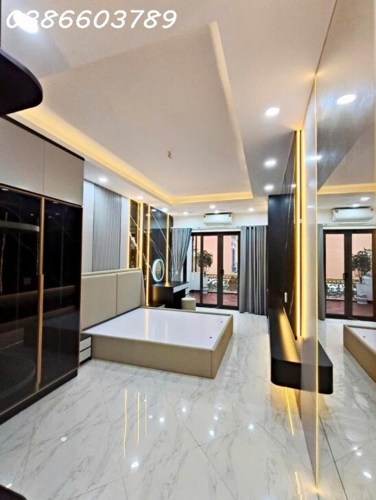 Bán nhà 78m², 5 tầng, 6PN, ngõ 8/3 Minh Khai, Hai Bà Trưng, 18 tỷ