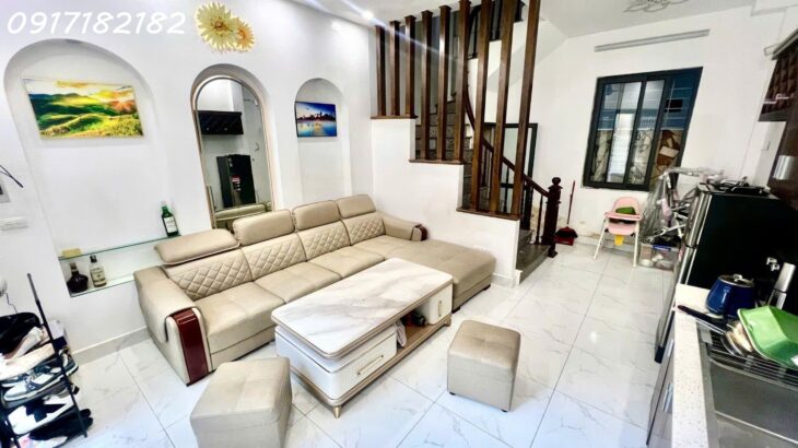 Bán nhà 4 tầng, 30m², 3PN, 4WC, Ngõ 344 Ngọc Thụy, Long Biên