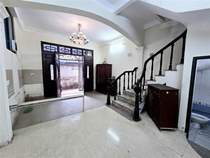 EM BÁN NHÀ Ở #SƠNTÂY #BAĐÌNH – NHÀ LÔ GÓC – 2 THOÁNG CỬA SỔ MỞ 2 BÊN – NGÕ NÔNG GẦN PHỐ – SỔ ĐỎ ĐẸP