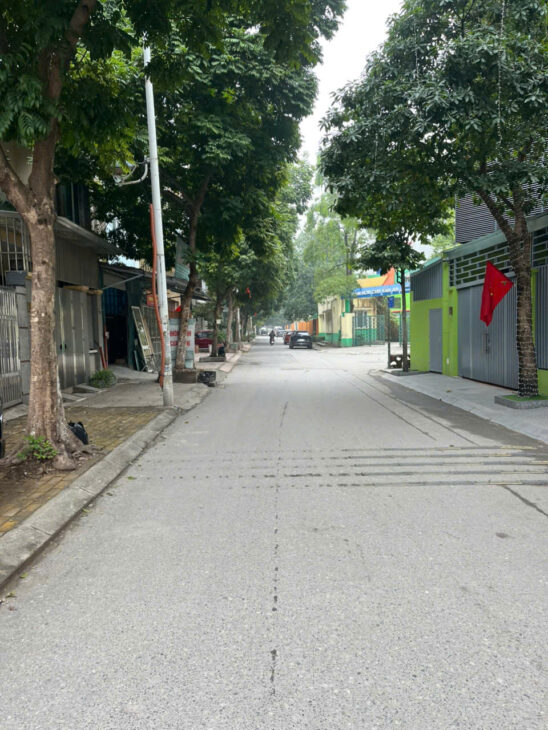 Bán đất đấu giá Vạn Phúc-Hà Đông. DT 77,5m, MT 5m, được xây 9 tầng. Giá 18,5 tỷ. LH: 0964769634