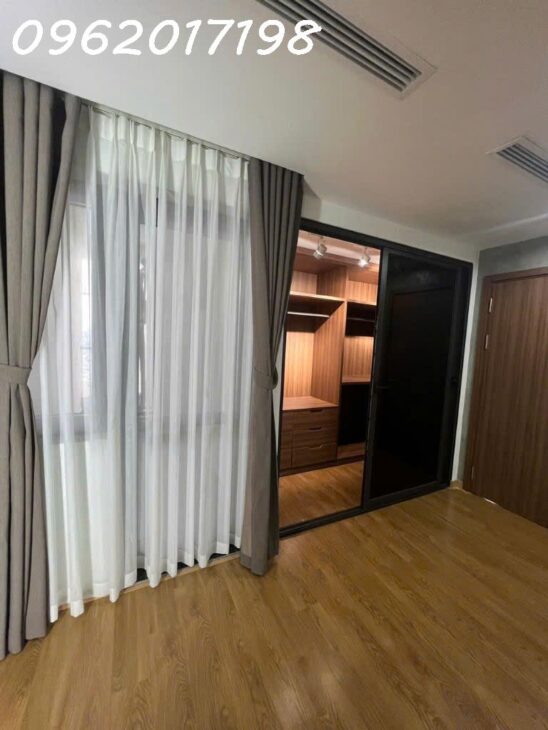 Cho thuê căn duplex 2601 tòa vip Petrowaco 97 – 99 Láng Hạ tặng nội thất sang trọng tiêu chuẩn 5*