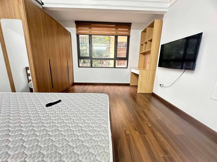 Bán gấp nhà lô góc ngõ 262 Nguyễn Trãi, Thanh Xuân: DT 52m2 , 4 tầng, MT 4,2m. Giá 8,3 tỷ.