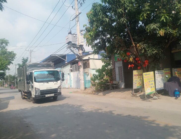 Bán Gấp Bãi Xe 5393m2 có 210 tỷ Mặt Tiền Thạnh Lộc Quận 12 TP. Hồ Chí Minh