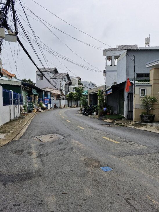 BÁN NHÀ trước mặt THẠNH MỸ LỢI, QUẬN 2 – 210M2 NGANG 8M, 3 TẦNG! GIÁ 20 TỶ TL