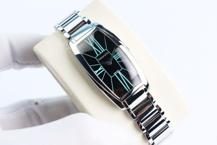 ĐH Nữ : Tiffany & Co. Gemea – Thép nguyên chiếc, Thiết kế mặt đen cọc giờ xanh Ngọc siêu hiếm đẹp