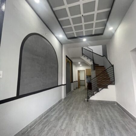 2,32 TỶ -NHÀ SỔ HỒNG -3PN- THẠNH LỘC 47-43M2 THỔ CƯ.