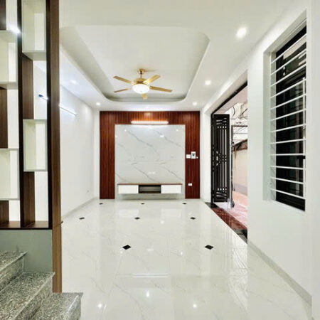 ???? NHÀ MỚI KÍNH KOONG – NGÕ RỘNG – GẦN Ô TÔ – 50M RA HỒ ĐẦM HỒNG 35mx5T giá 5,9tỷ (có thương lượng)