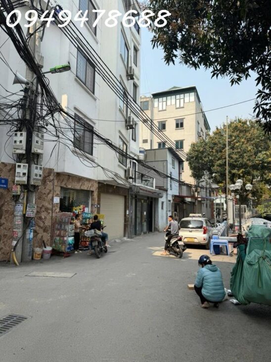 BÁN NHÀ PHẠM VĂN ĐỒNG – VIEW HỒ- NGÕ THÔNG- KINH DOANH- VÀI BƯỚC CHÂN RA PHỐ- NGÕ Ô TÔ.